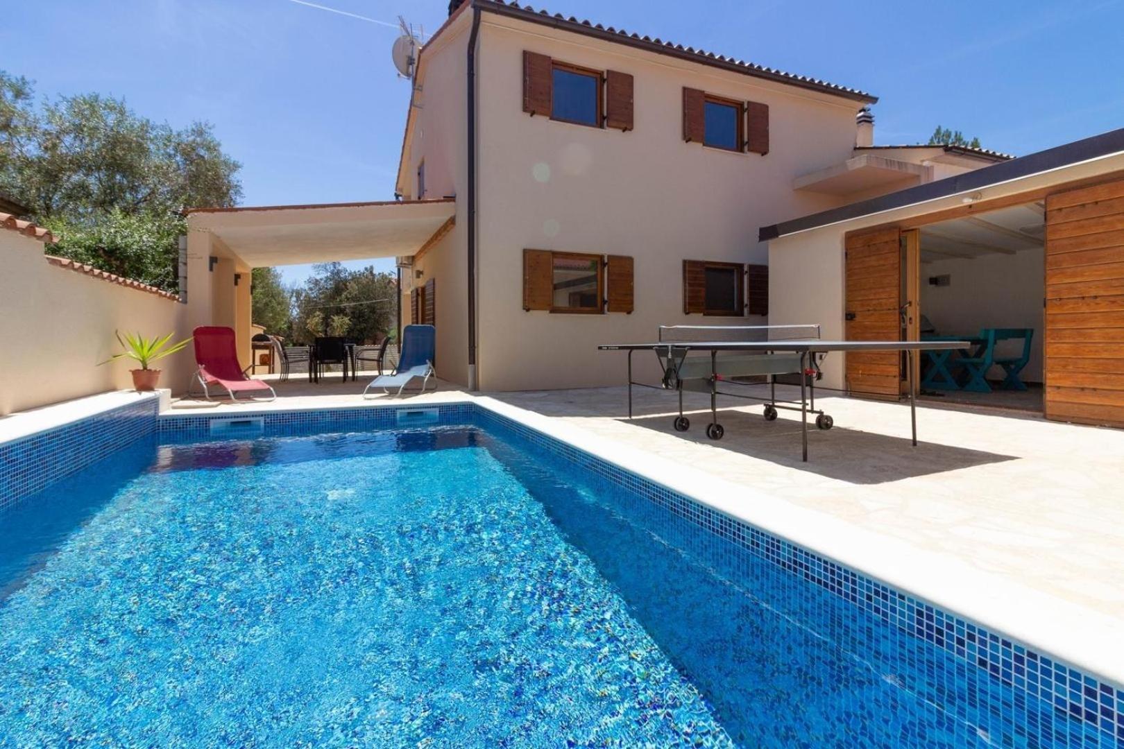 Holiday home Mit Privatpool Fuer 10 Personen Ca 175 Qm In Peroj, Istrien Istrische Riviera Peroj
